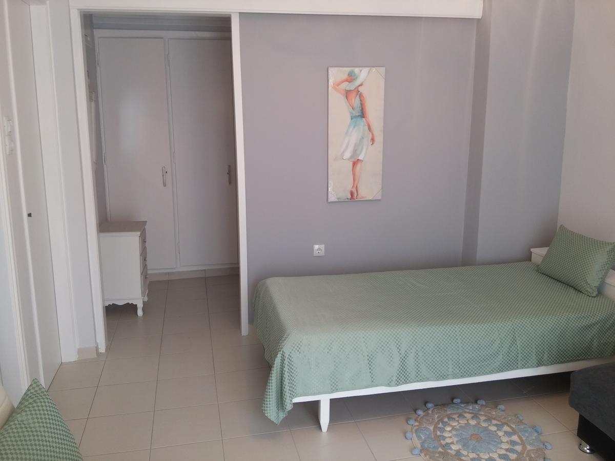 Sea View Apartments Near Athens Airport 02 อาร์เตมีดา ภายนอก รูปภาพ